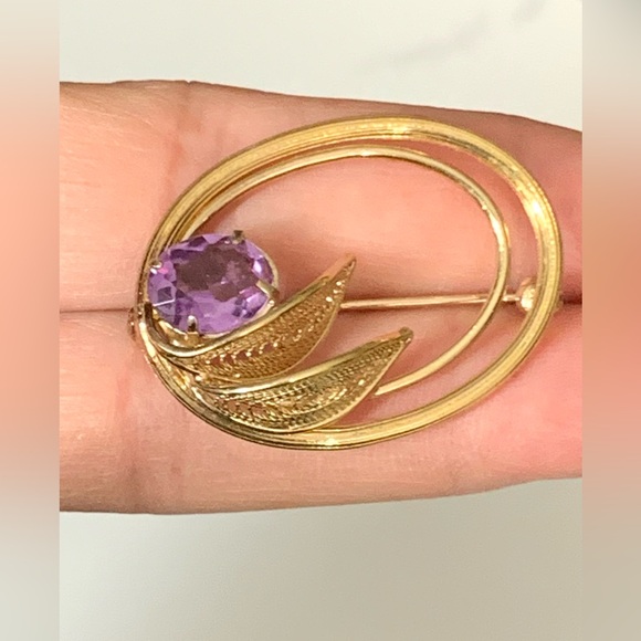 RARE-Antique 14 Karat Yellow Gold Filled Filigree Amethyst Brooch - Picture 7 of 16